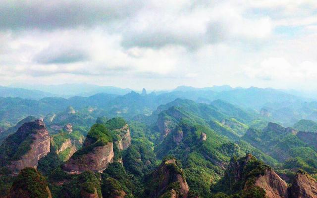 广东出发湖南崀山4日自驾游:千年瑶寨-大美崀山-世界奇观灵渠4天休闲自驾游