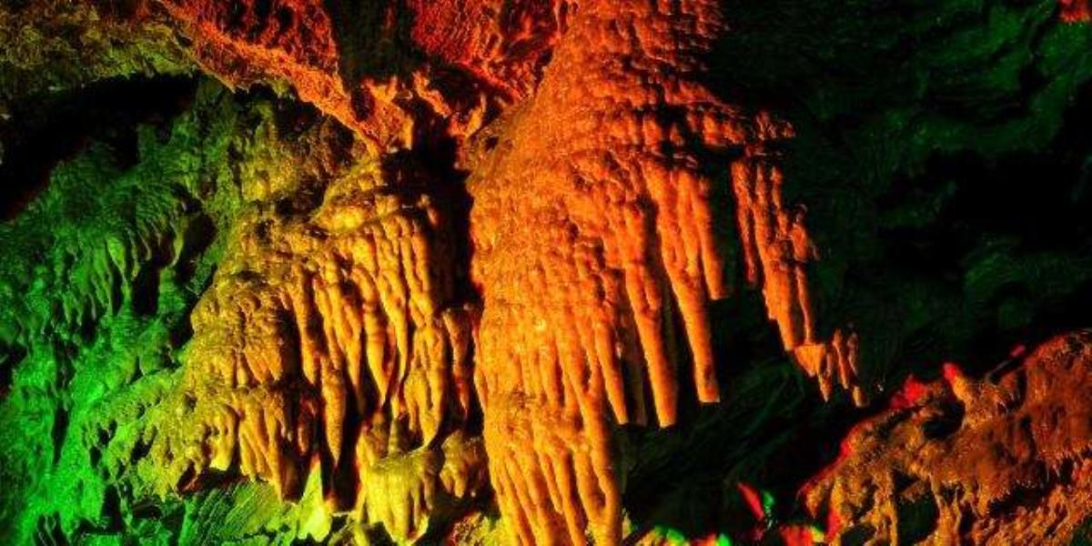 2日北京京郊自驾游：银狐洞-霞云岭-七彩艺术小镇2日北京周边自驾游