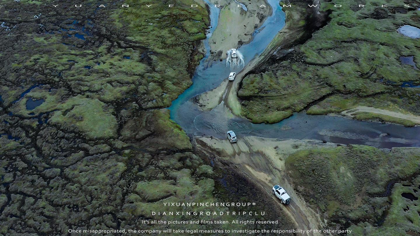 成都出发甘孜环线14日自驾：措亚线-格聂之眼-泸亚线-玉隆拉措-德格印经院-稻城亚丁-泸沽湖14日自驾游