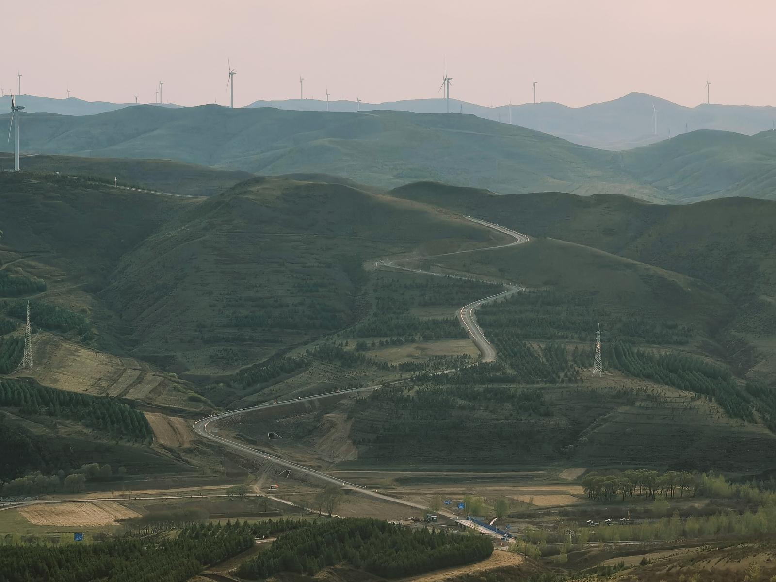 北京周边3日自驾游：草原新天路-闪电湖-七彩森林-燕山大峡谷河北3日自驾游