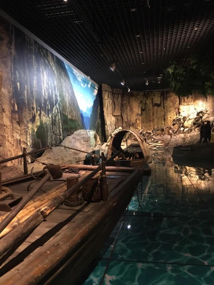 游三峡博物馆,每次去旅游总喜欢去当地的博物馆参观一下,这次也-重庆